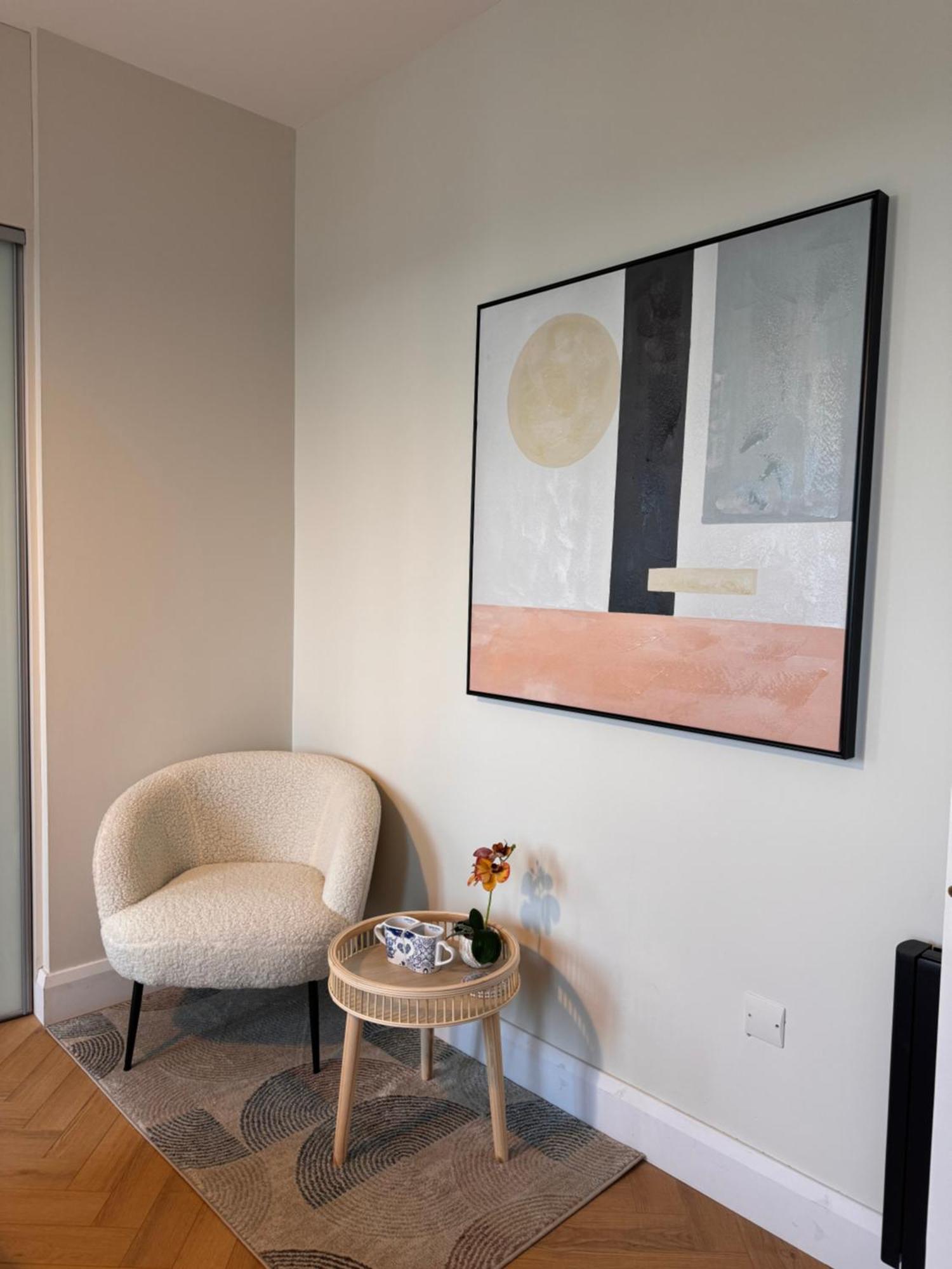 Finnstown Hall- Private Room In Shared Apartment With The Host Dublin Extérieur photo